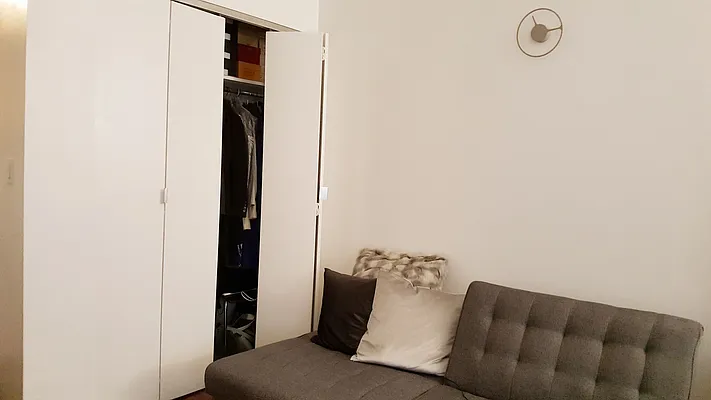 Rented by New York Residence | media 44