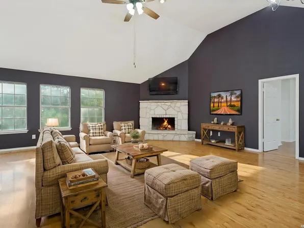 1129 Desert Gold, Boerne, TX 78006