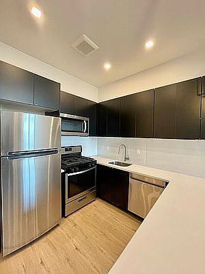 4th image of 24 Herkimer St #5D
