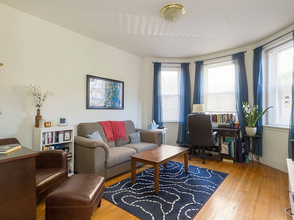 2nd image of 14 Orkney Rd APT 023