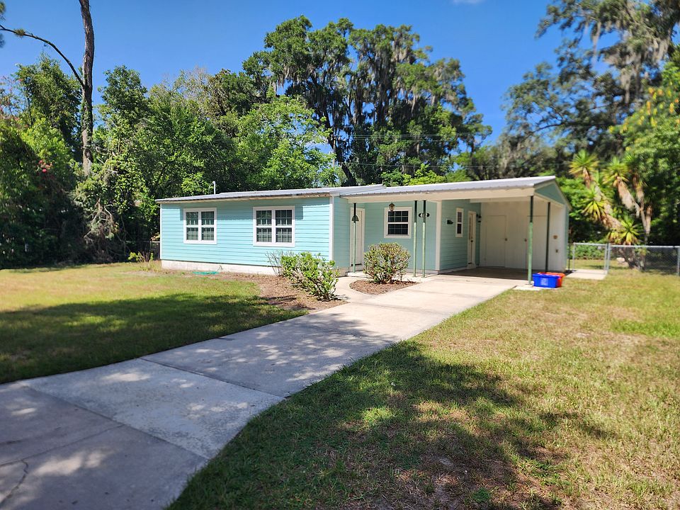 1st image of 402 NW 35th Ter