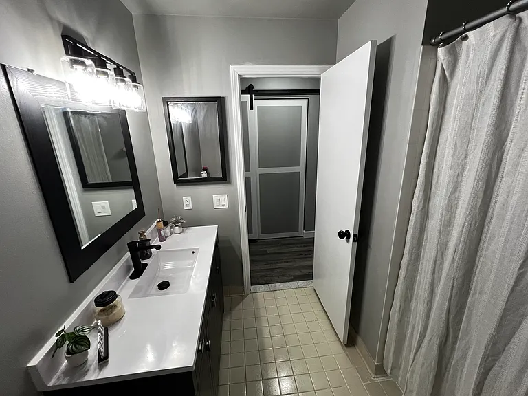 2901 W Jefferson Ave — Photo 10