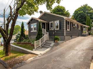 12 Spruce St, Lynn, MA 01905