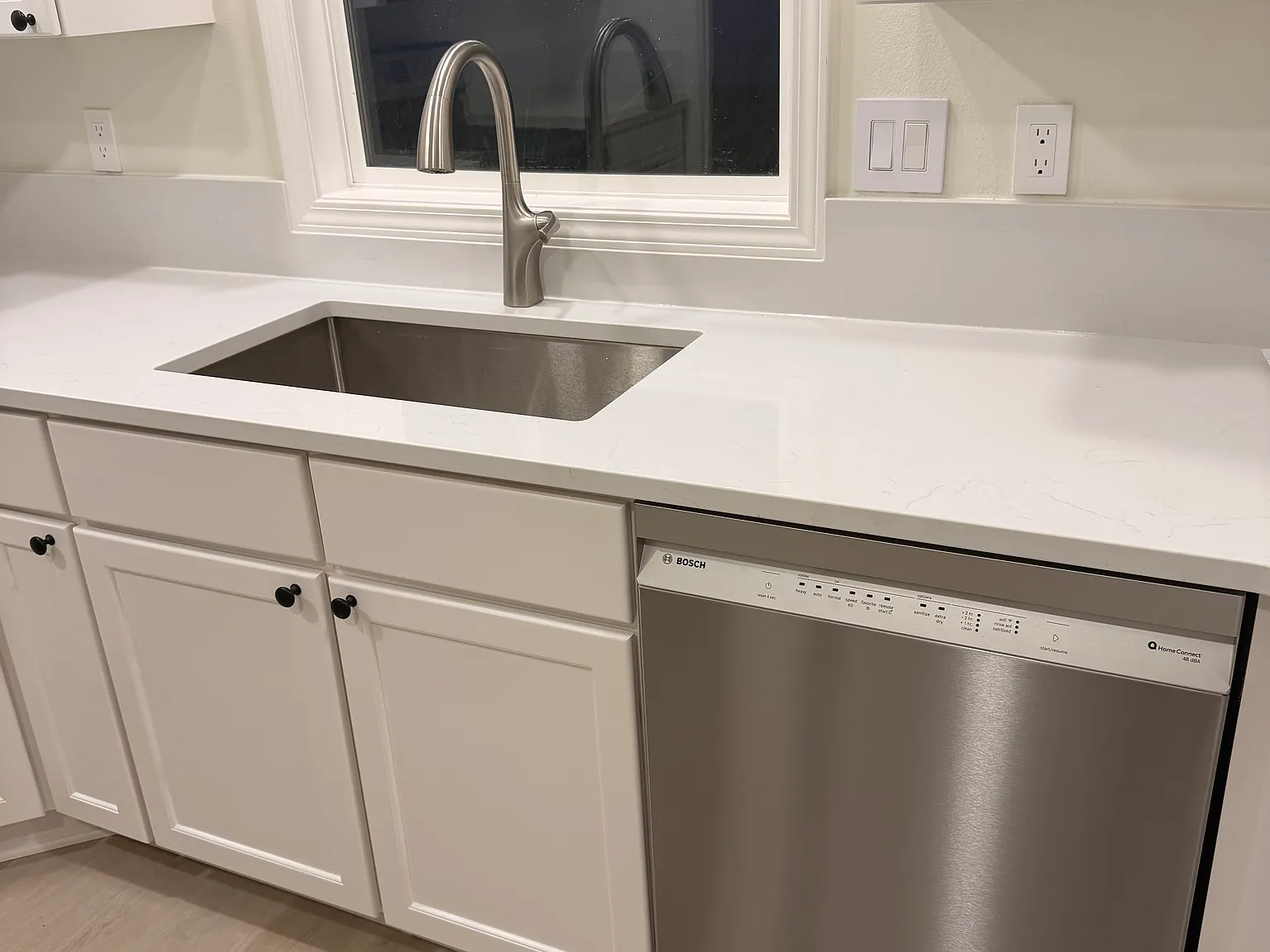 3 bed, 2.5 bath, 1742 sqft, $2,895 — Photo 4