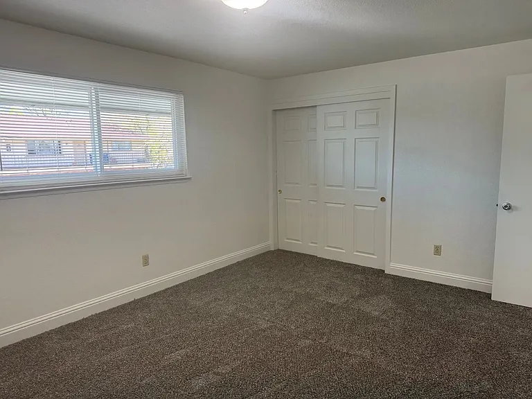 1841 E Long St #7 — Photo 12