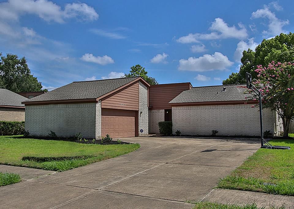 1st image of 9518 Ravensworth Dr
