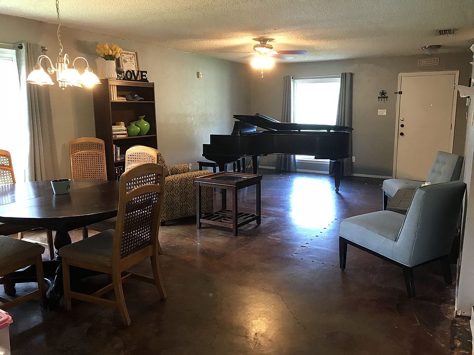 Dining/Front living room
