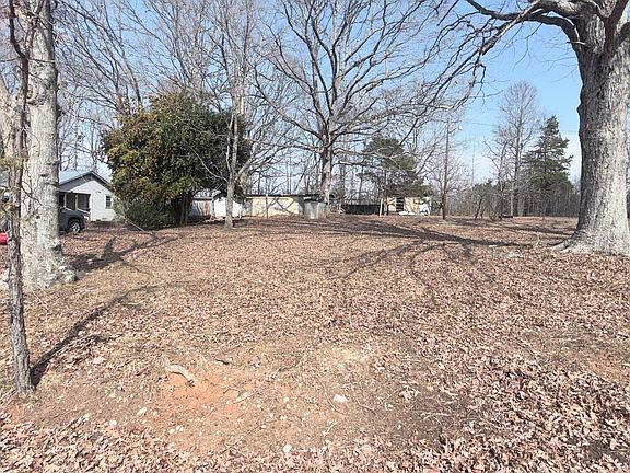 2nd image of 1352 Seays Rd