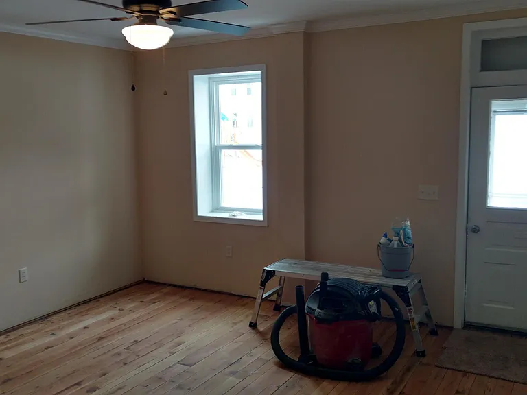 231 N Walborn Ave — Photo 8