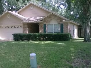 1924 Harbor Island Dr, Fleming Island, FL 32003