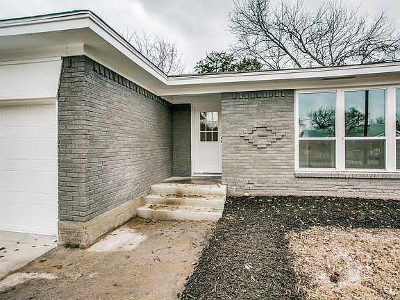 2_9210-rosecliff-dr-dallas-tx-High-Res-3.jpg