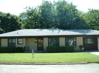 2809 Willow Park St, Richland Hills, TX 76118
