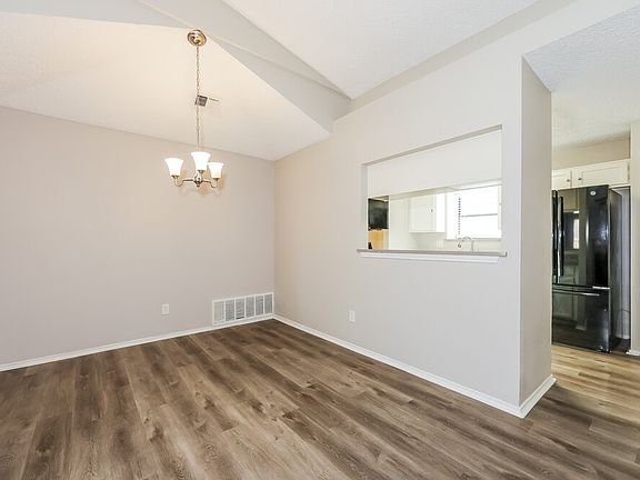 5th image of 4601 Fernwood Dr