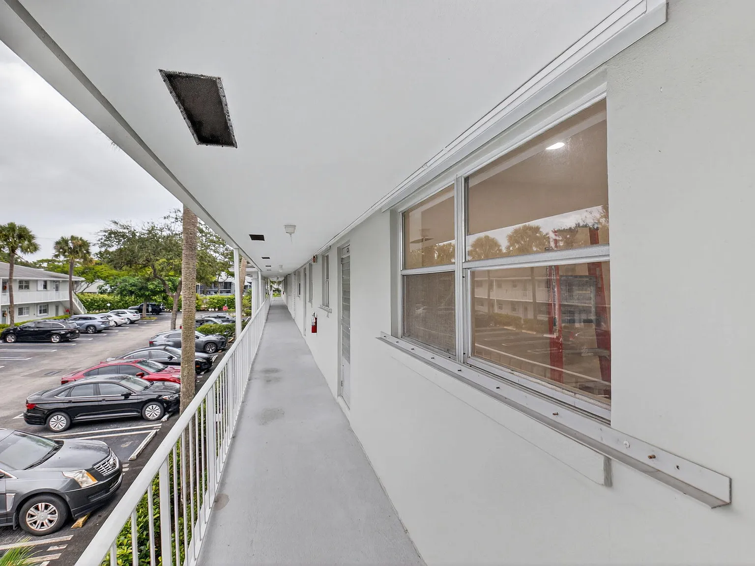 2 bed, 2.0 bath, 1013 sqft, $2,600 — Photo 3