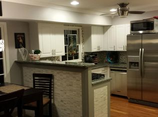 1190 Lake Charles Dr, Roswell, GA 30075