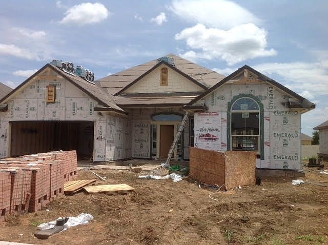 1st image of 104 Livingston Ct