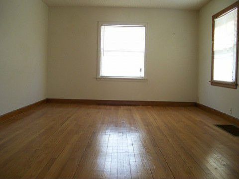 4th image of 1404 30th Ave