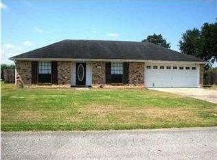 112 Sheila Dr, Youngsville, LA 70507