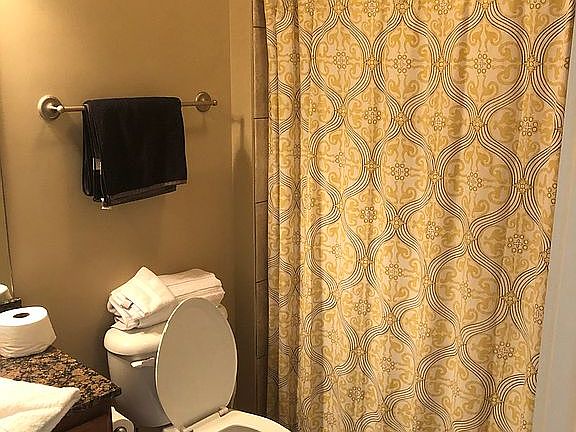 5th image of 445 W Blount Ave APT 227