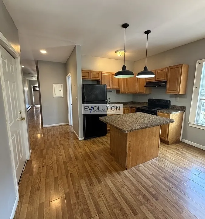 146 Park Ter #6