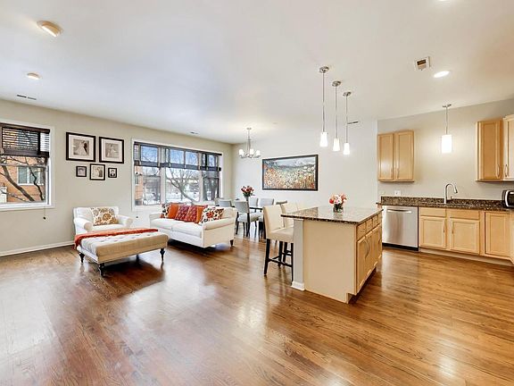 2nd image of 4149 N Kenmore Ave APT 2N