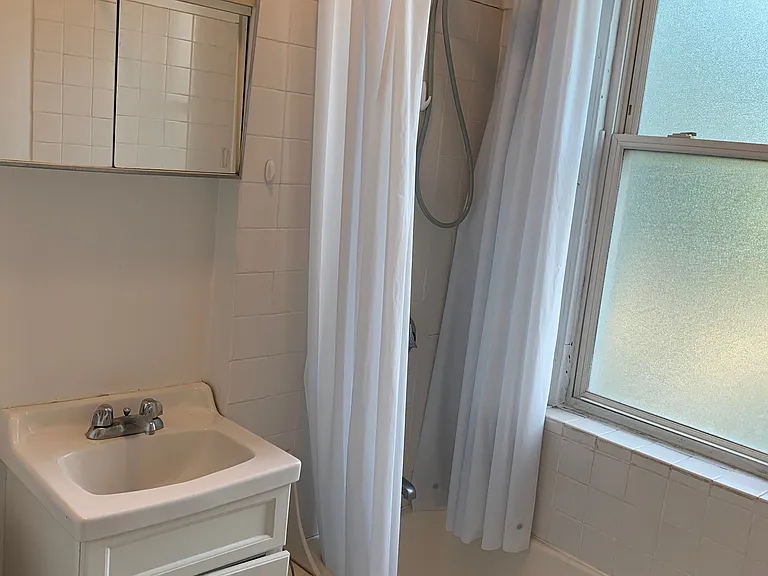 1125 Commonwealth Ave — Photo 19