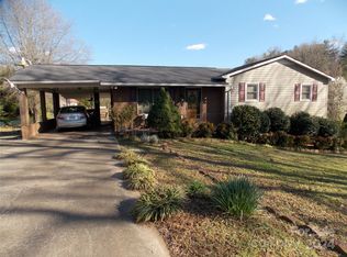 4110 Beach Rd, Hudson, NC 28638