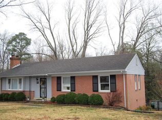 8008 Meadow Dr, Mechanicsville, VA 23111