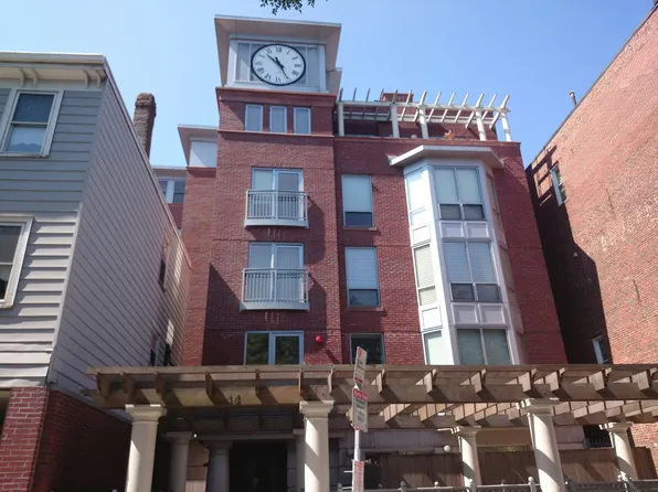 44 Prince St APT 211, Boston, MA 02113