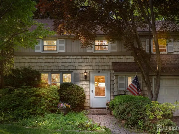 22 South Dr, East Brunswick, NJ 08816