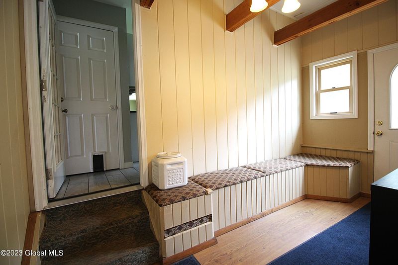 5th image of 10 Florence Drive