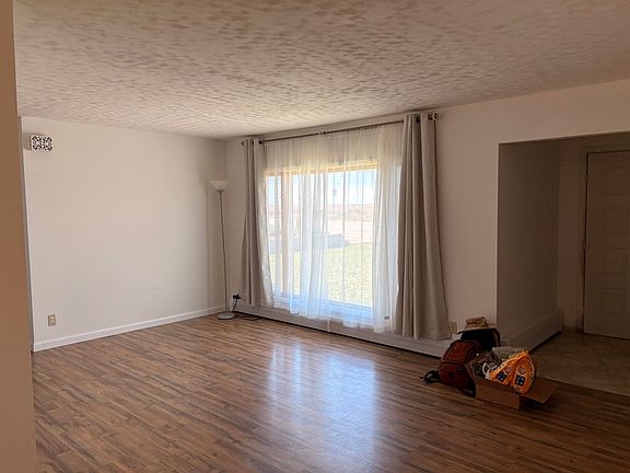 2nd image of 202 S 1st Ave