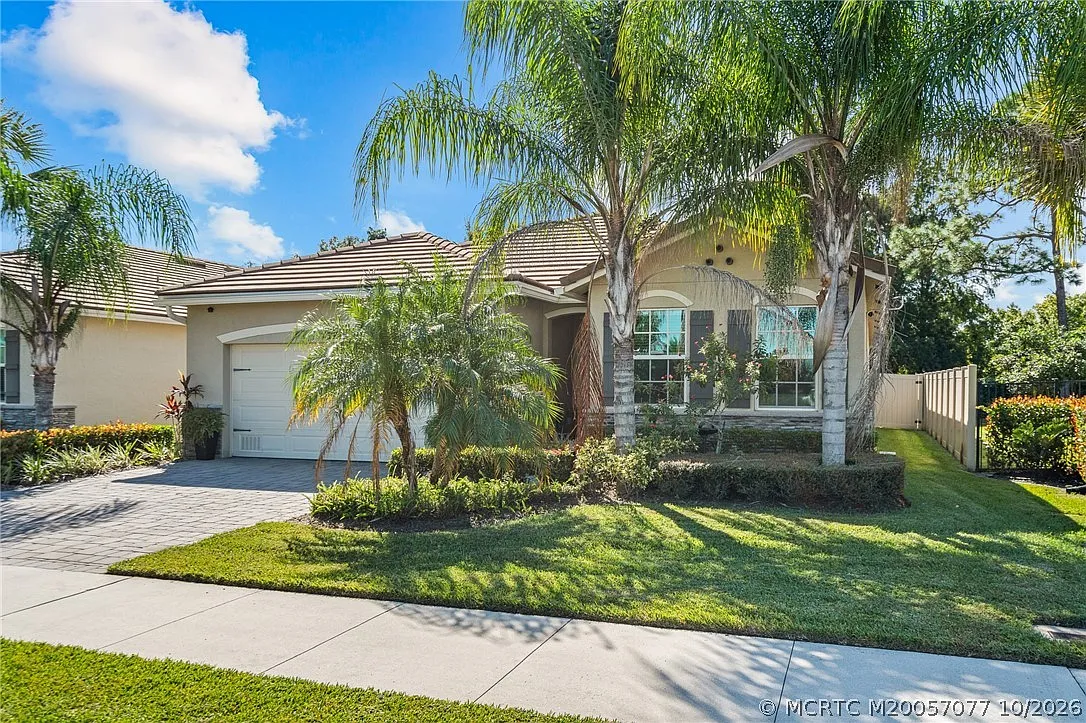 4 bed, 2.0 bath, 2033 sqft, $3,800 — Photo 1