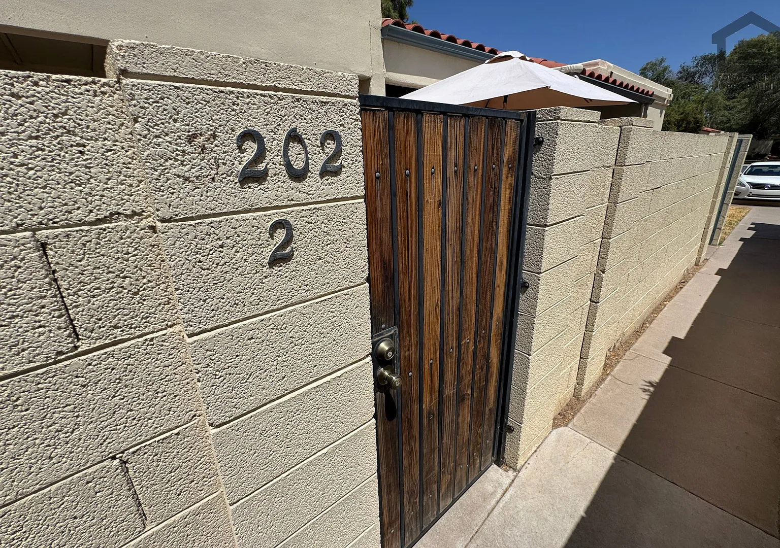 3Bed/2Bath 2-Story Townhouse at N 35th Ave/Northern Ave! Move-In Ready on 09/10/2026! — Photo 3