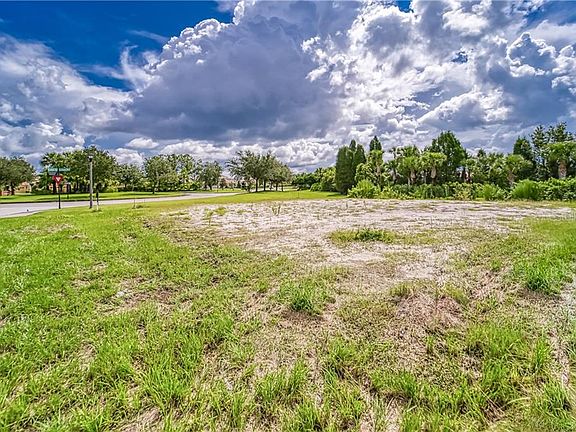 4th image of 1940 Grasslands Blvd
