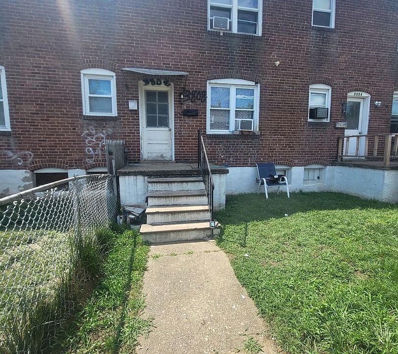 1st image of 3808 Leadenhall St APT 2