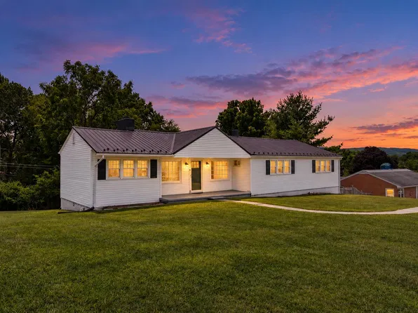 1840 Peppers Ferry Rd, Pulaski, VA 24301