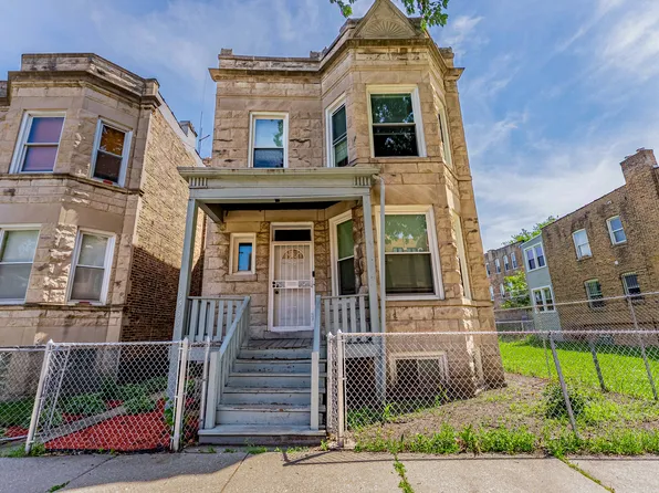 3535 W Walnut St #2, Chicago, IL 60624