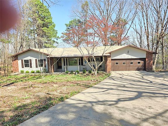 2nd image of 284 Ridgecrest Rd