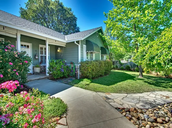 381 Oak Tree Cir, Murphys, CA 95247