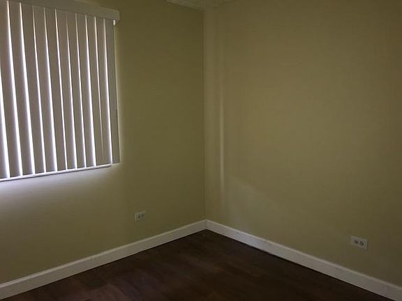 4th image of 5550 Astor Ln APT 118