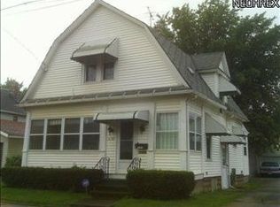 610 Holmes Ave, Barberton, OH 44203