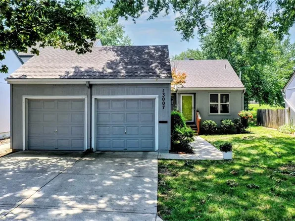 13007 W 66th Ter, Shawnee, KS 66216