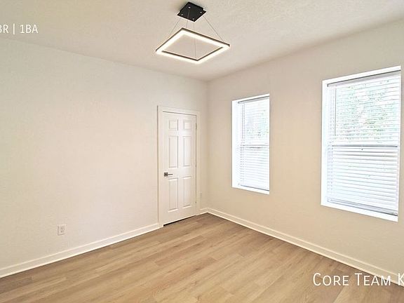 3rd image of 7 E 38th St #7E-2