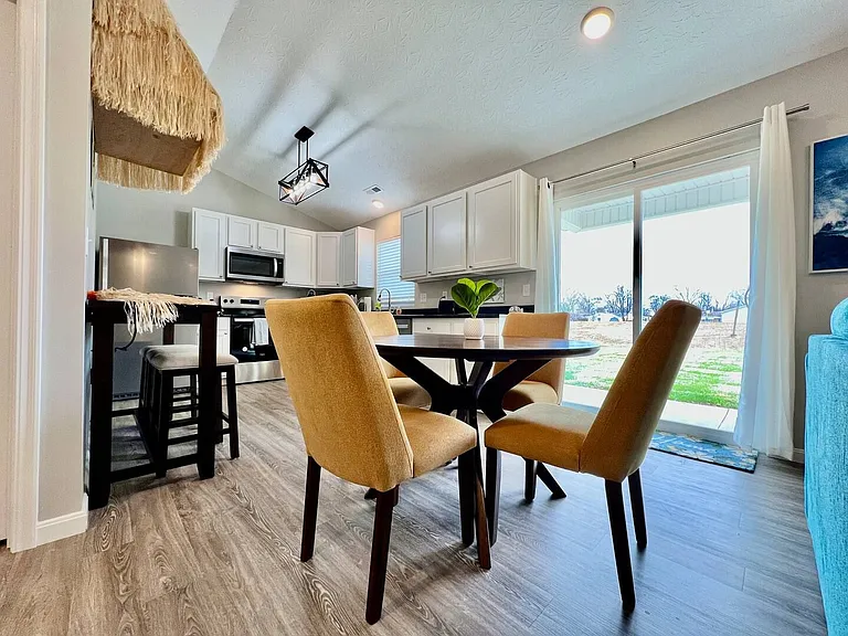 808 Pierson Rd — Photo 22