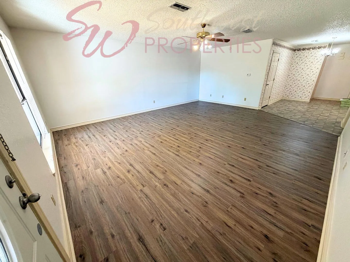 2 bed, 2.0 bath, 1240 sqft, $1,400 — Photo 2