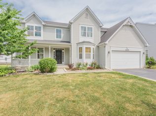 2405 Trailside Ln, Wauconda, IL 60084