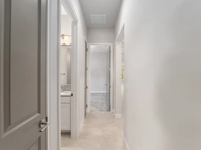 11890 SW 33rd Ln — Photo 26