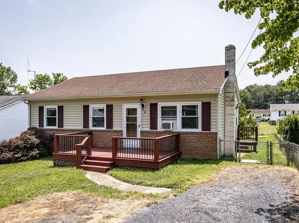 92 Valley View Dr, Mount Sidney, VA 24467