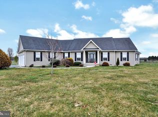 1960 Cedar Grove Church Rd, Felton, DE 19943